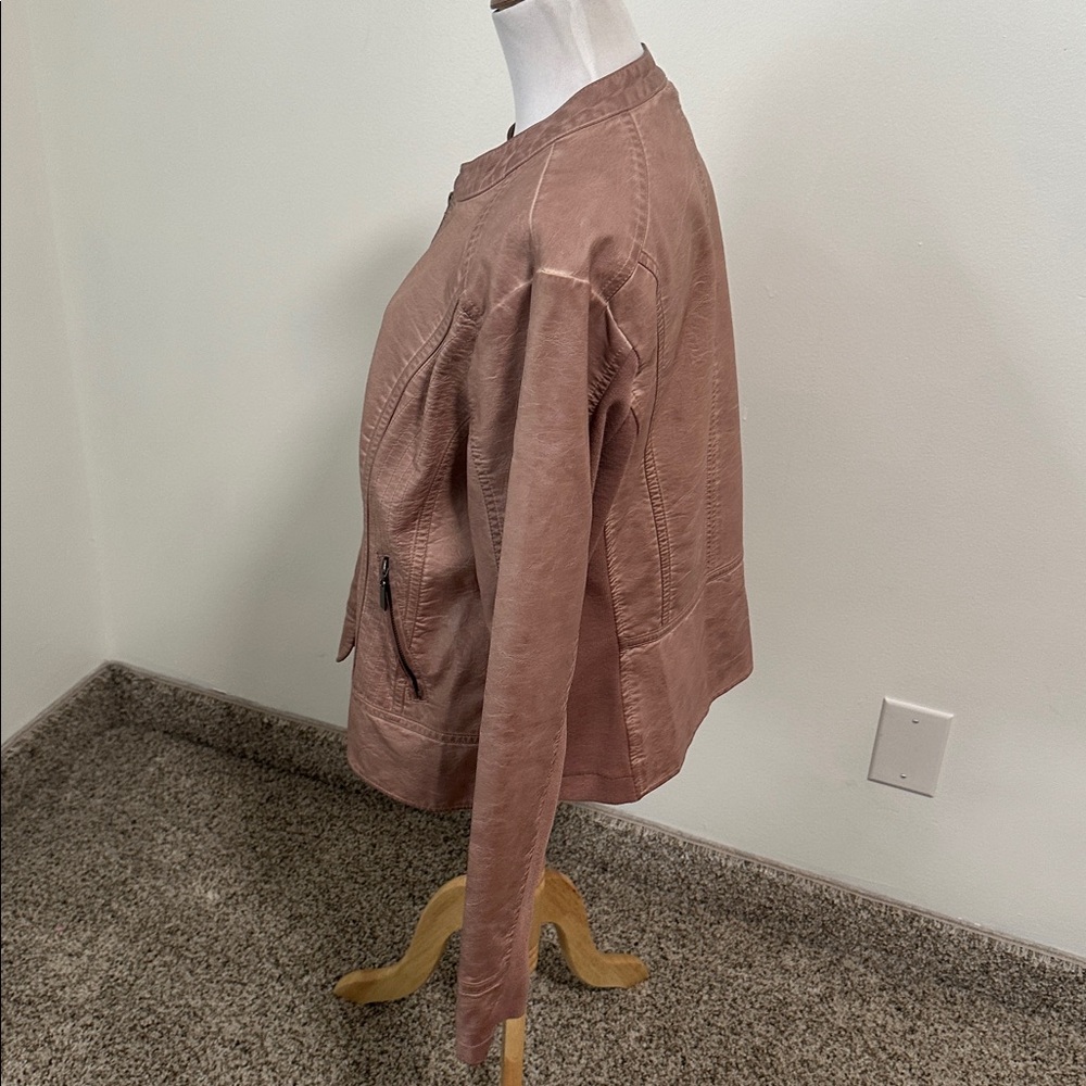 🐎 Maurices Faux Leather Jacket - Picture 2 of 5